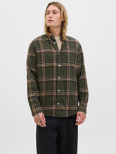 Ladda upp bild till gallerivisning, model_shot-front
