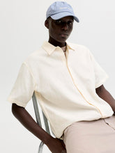 Ladda upp bild till gallerivisning, model_shot-creative
