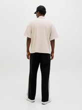 Ladda upp bild till gallerivisning, model_shot-back
