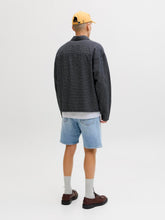 Ladda upp bild till gallerivisning, model_shot-back
