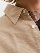 Ladda upp bild till gallerivisning, model_shot-detail
