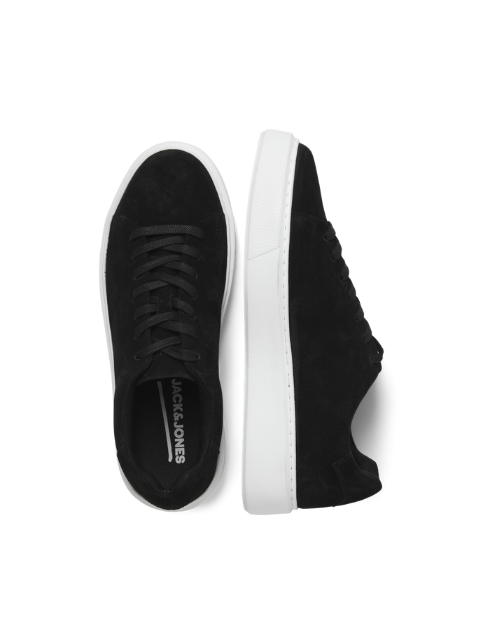 model_shot-front_full