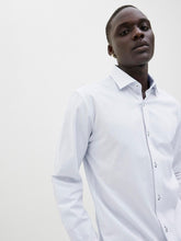 Ladda upp bild till gallerivisning, model_shot-creative
