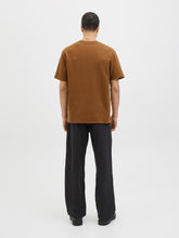 Ladda upp bild till gallerivisning, model_shot-back
