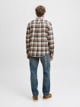Ladda upp bild till gallerivisning, model_shot-back
