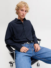 Ladda upp bild till gallerivisning, model_shot-creative
