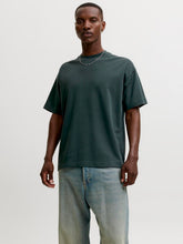 Ladda upp bild till gallerivisning, model_shot-front
