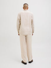 Ladda upp bild till gallerivisning, model_shot-back
