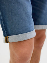 Ladda upp bild till gallerivisning, model_shot-detail
