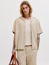 Ladda upp bild till gallerivisning, model_shot-front
