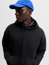 Ladda upp bild till gallerivisning, model_shot-creative
