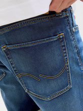 Ladda upp bild till gallerivisning, model_shot-detail
