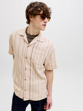 Ladda upp bild till gallerivisning, model_shot-creative
