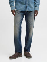 Ladda upp bild till gallerivisning, model_shot-front
