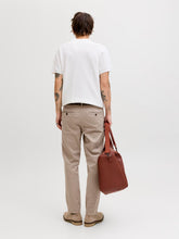 Ladda upp bild till gallerivisning, model_shot-back
