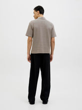 Ladda upp bild till gallerivisning, model_shot-back
