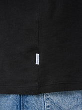 Ladda upp bild till gallerivisning, JJEORGANIC T-Shirt - black
