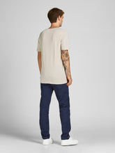 Ladda upp bild till gallerivisning, JJEORGANIC T-Shirt - Moonbeam
