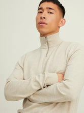 Ladda upp bild till gallerivisning, JJEEMIL Pullover - Oatmeal
